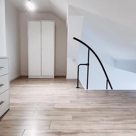 Sunny Apartment 8 Krakow Exterior photo