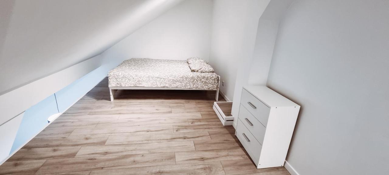Sunny Apartment 8 Krakow Exterior photo